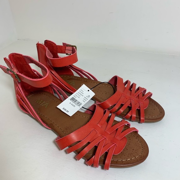 mia red sandals